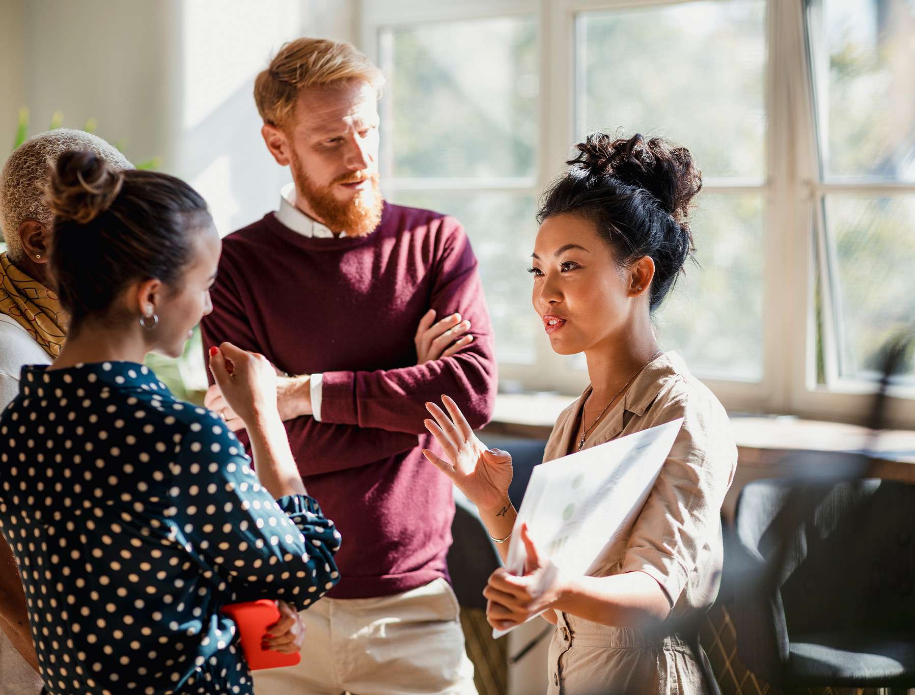 Une équipe se retrouve pour faire le point suite à leur formation